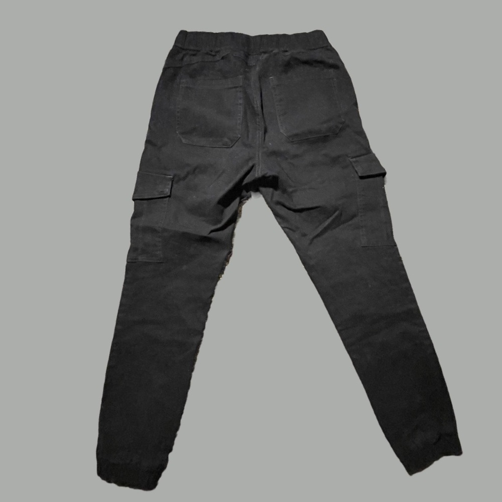 Black cargo pants